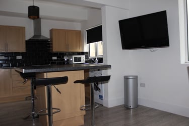 5 bed house, Beeston Road, Dunkirk, Nottingham, NG72JR - Image 1