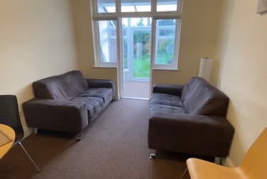 4 bed house, Marlborough Road, Beeston, Nottingham, NG92HG - Image 1