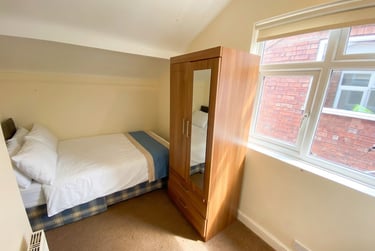 4 bed house, Marlborough Road, Beeston, Nottingham, NG92HG - Image 4