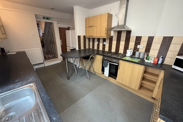 5 bed house, Lenton Boulevard, Lenton, Nottingham, NG72FQ - Image 4