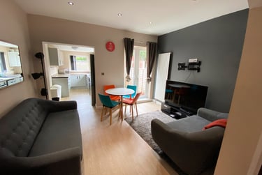 5 bed house, Marlborough Street, Dunkirk, Nottingham, NG72LE - Image 1