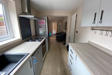 5 bed house, Marlborough Street, Dunkirk, Nottingham, NG72LE - Image 3