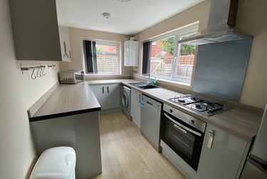 5 bed house, Marlborough Street, Dunkirk, Nottingham, NG72LE - Image 4