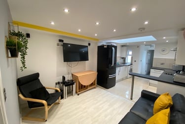 6 bed house, George Road, Selly Park, Birmingham, B296AH - Image 2