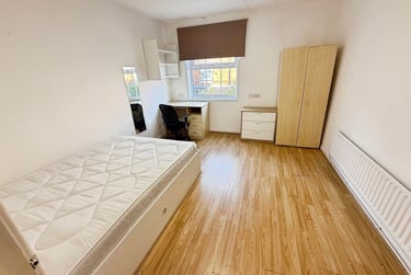 6 bed house, Frederick Grove, Lenton, Nottingham, NG71SG - Image 4