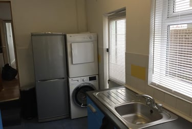 5 bed house, Dawlish Road, Selly Park, Birmingham, B297AR - Image 5