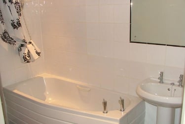 2 bed flat, Seymour Court, Arboretum, Nottingham, NG74DG - Image 7