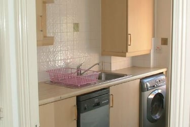 2 bed flat, Seymour Court, Arboretum, Nottingham, NG74DG - Image 8