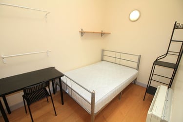 2 bed flat, Flat 4 Foxrose Court, Hockley, Nottingham, NG31JB - Image 9