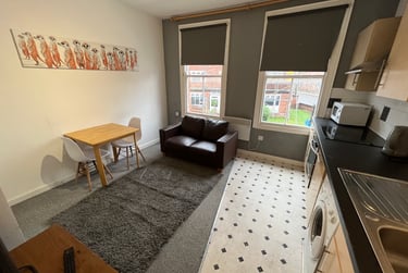 2 bed house, Peveril Street, Radford, Nottingham, NG74AH - Image 5