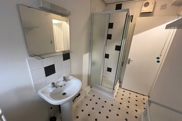 2 bed house, Peveril Street, Radford, Nottingham, NG74AH - Image 7