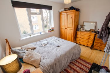 2 bed flat, Blenheim Court, Harborne, Birmingham, B179TL - Image 2