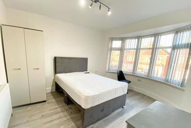 5 bed house, Warwick Avenue, Lenton Abbey, Nottingham, NG92HQ - Image 9