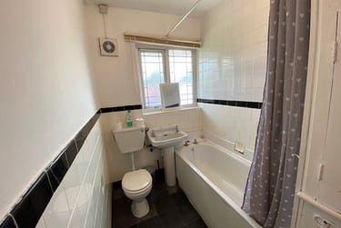 2 bed flat, Flat 17 Weoley Court, Selly Oak, Birmingham, B296NH - Image 4