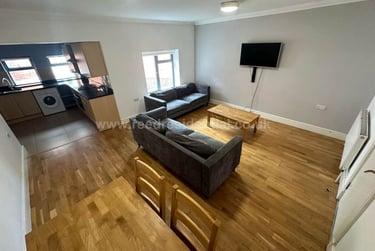 6 bed flat, Flat 1 G Arthur Avenue, Lenton, Nottingham, NG72HE - Image 1