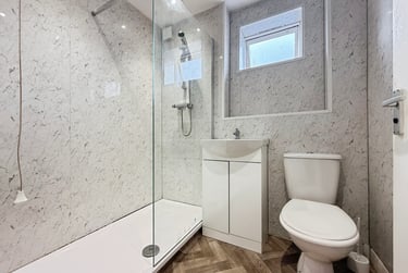 4 bed flat, Chapel Court, Lenton, Nottingham, NG71HP - Image 8