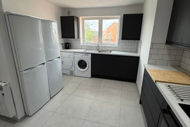 1 bed flat, Flat 3 Aston Court - House Share, Arboretum, Nottingham, NG74GL - Image 4