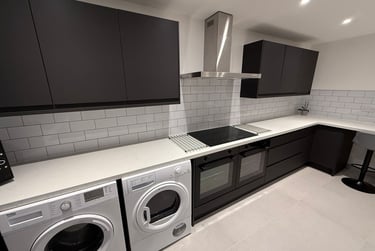 1 bed flat, Flat 3 Aston Court - House Share, Arboretum, Nottingham, NG74GL - Image 1