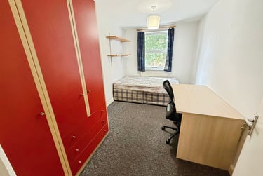 4 bed flat, Chapel Court, Lenton, Nottingham, NG71HP - Image 6