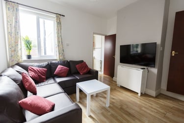 4 bed house, Harold Road, City Centre, Birmingham, B169DA - Image 1