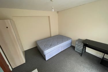 4 bed house, Lace Street, Dunkirk, Nottingham, NG72JT - Image 2