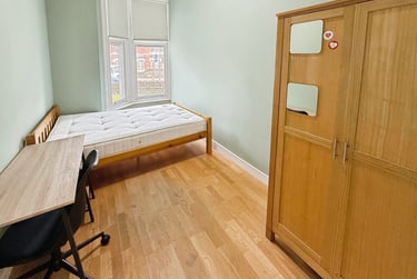 8 bed house, Derby Road, Lenton, Nottingham, NG71QN - Image 10