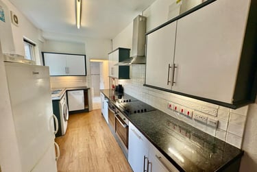 6 bed house, Watkin Street, Hockley, Nottingham, NG31DL - Image 3