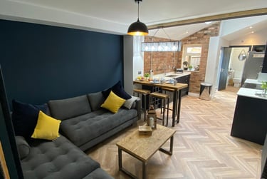 5 bed house, Daisy Road, City Centre, Birmingham, B169DY - Image 1