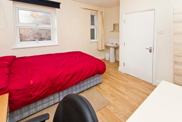 5 bed flat, Forest Road West F 1, Arboretum, Nottingham, NG74ER - Image 8