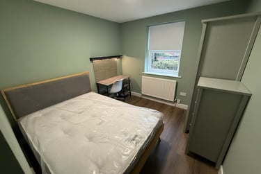 4 bed flat, Chapel Court, Lenton, Nottingham, NG71HP - Image 4