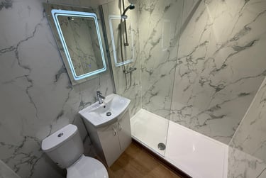 4 bed flat, Chapel Court, Lenton, Nottingham, NG71HP - Image 8