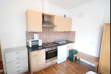 1 bed flat, Flat 2b 2 Arthur Avenue, Lenton, Nottingham, NG72EL - Image 3