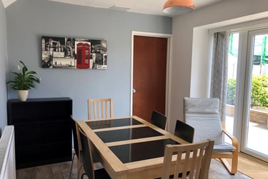 6 bed house, Abbey Road, Beeston, Nottingham, NG92QF - Image 2