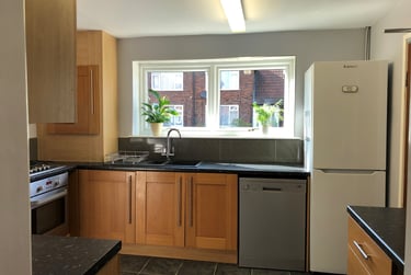 6 bed house, Abbey Road, Beeston, Nottingham, NG92QF - Image 4