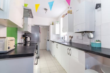 6 bed house, Tiverton Road, Selly Park, Birmingham, B296BU - Image 2