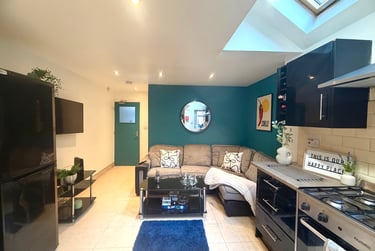 5 bed house, Warwards Lane - Copy, Stirchley, Birmingham, B297RA - Image 2