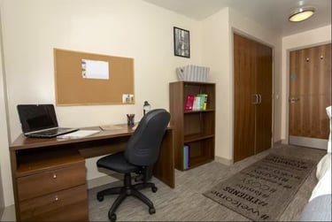 5 bed flat, The Wool Factory - Flat 3, Highfields, Leicester, LE15XD - Image 8