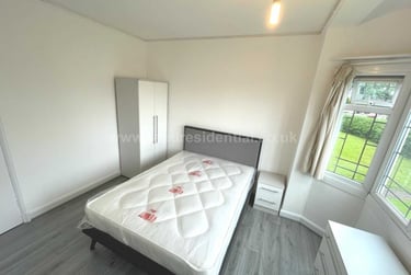 2 bed house, Flat 8 Weoley Court, Selly Oak, Birmingham, B296NH - Image 7