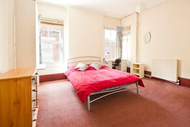 4 bed flat, Forest Rd West Flat 2, Radford, Nottingham, NG74EQ - Image 4