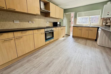 6 bed house, Derby Road, Lenton, Nottingham, NG71QN - Image 4