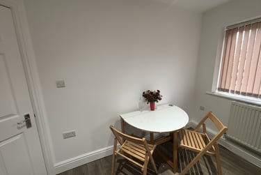 3 bed flat, F5 BWAS 205 Alfreton Rd, Radford, Nottingham, NG73NW - Image 4