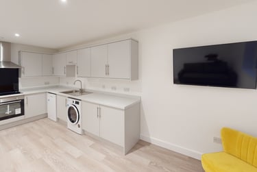 10 bed house, Raddlebarn Court, Selly Park, Birmingham, B297AT - Image 2