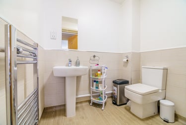 1 bed flat, Forster Street - Room C, Radford, Nottingham, NG73DD - Image 2