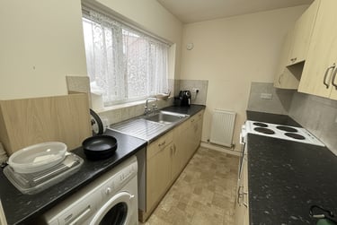 3 bed house, Midland Avenue, Lenton, Nottingham, NG72FD - Image 2