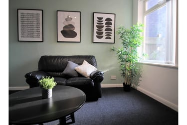 3 bed house, Milner Road, Selly Park, Birmingham, B297RG - Image 2