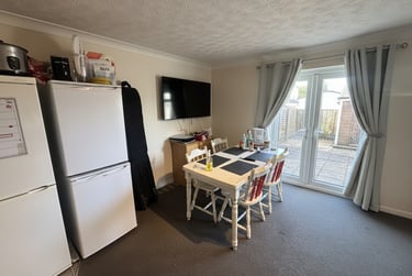 5 bed house, Saxton Close, Beeston, Nottingham, NG92DU - Image 3