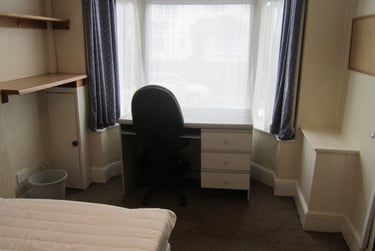 6 bed house, Warwards Lane, Selly Park, Birmingham, B297QX - Image 5