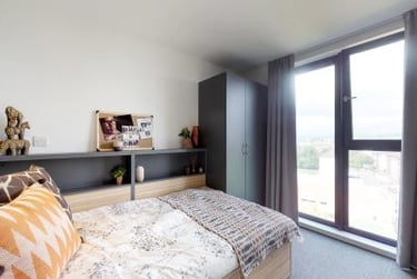 Classic En-suite at St James, 110 St James Road, Townhead, Glasgow, G40PS - Image 1