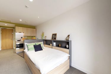 Premium Studio - Image 3