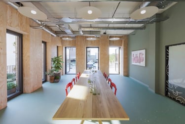 Premium En-suite - Image 12